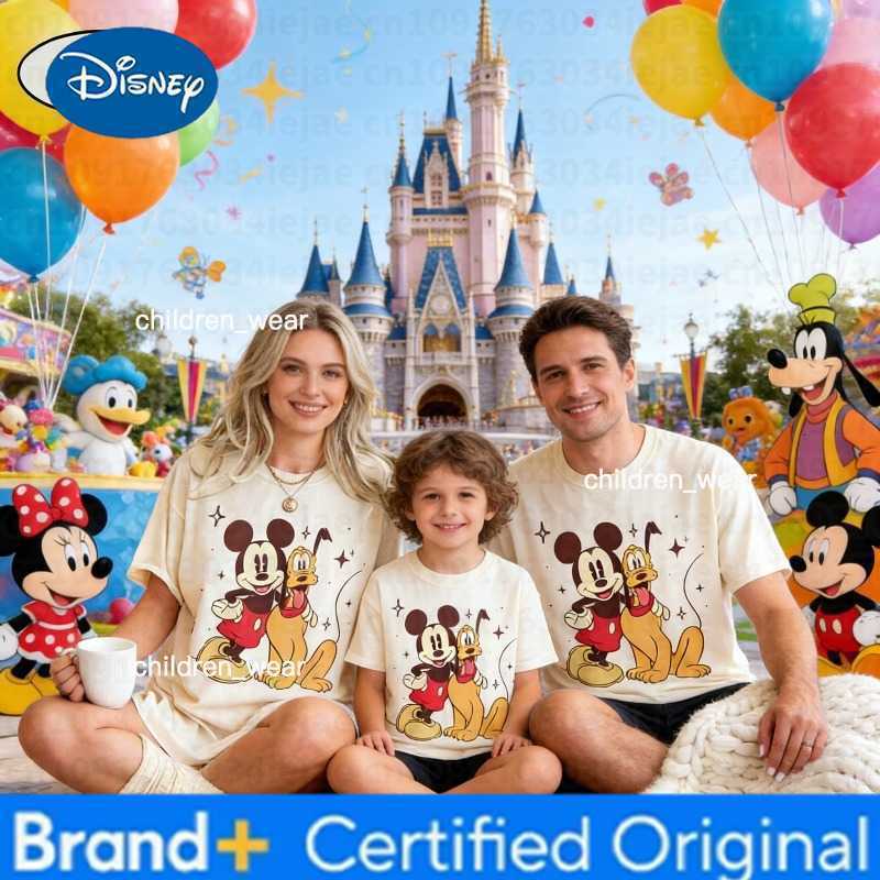 Disney 2026 Womens Mickey Friends TShirt Classic Short Sleeve Unisex Streetwear Oversized Loose Casual Stylish H260304