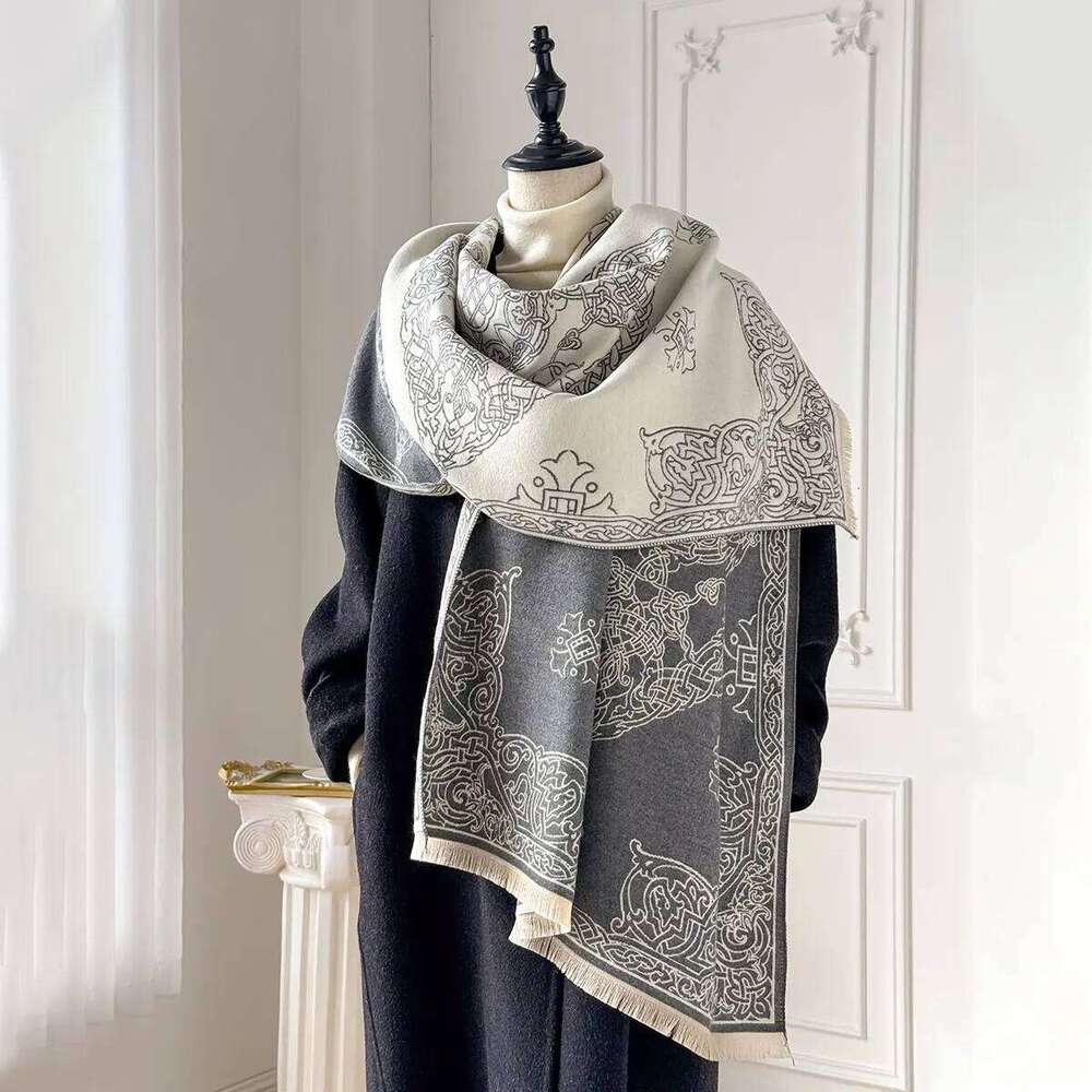 2025 Luxurious Warm Cashmere Poncho Chic Shawl Adorned with Fancy Prints Perfect for Winter as Blanket Wrap or Echarpe XJ260304