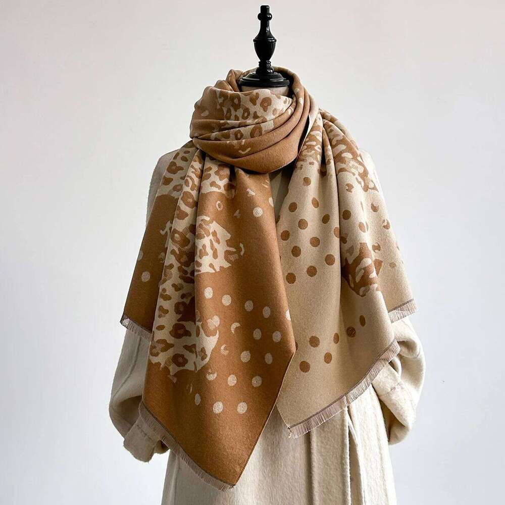 Ladies Thickened Winter Scarf Leopard Print Polka Dot Pattern Dual-Sided Faux Cashmere Jacquard Wool Pashmina Wrap for Luxury XJ260304