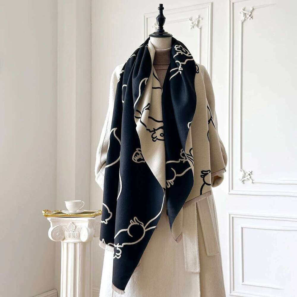 New Luxury Winter Cashmere Little Squirrel Print Scarf Women Warm Pashmina Poncho Scarves Fashion Shawl Thick Foulard Bufanda XJ260304