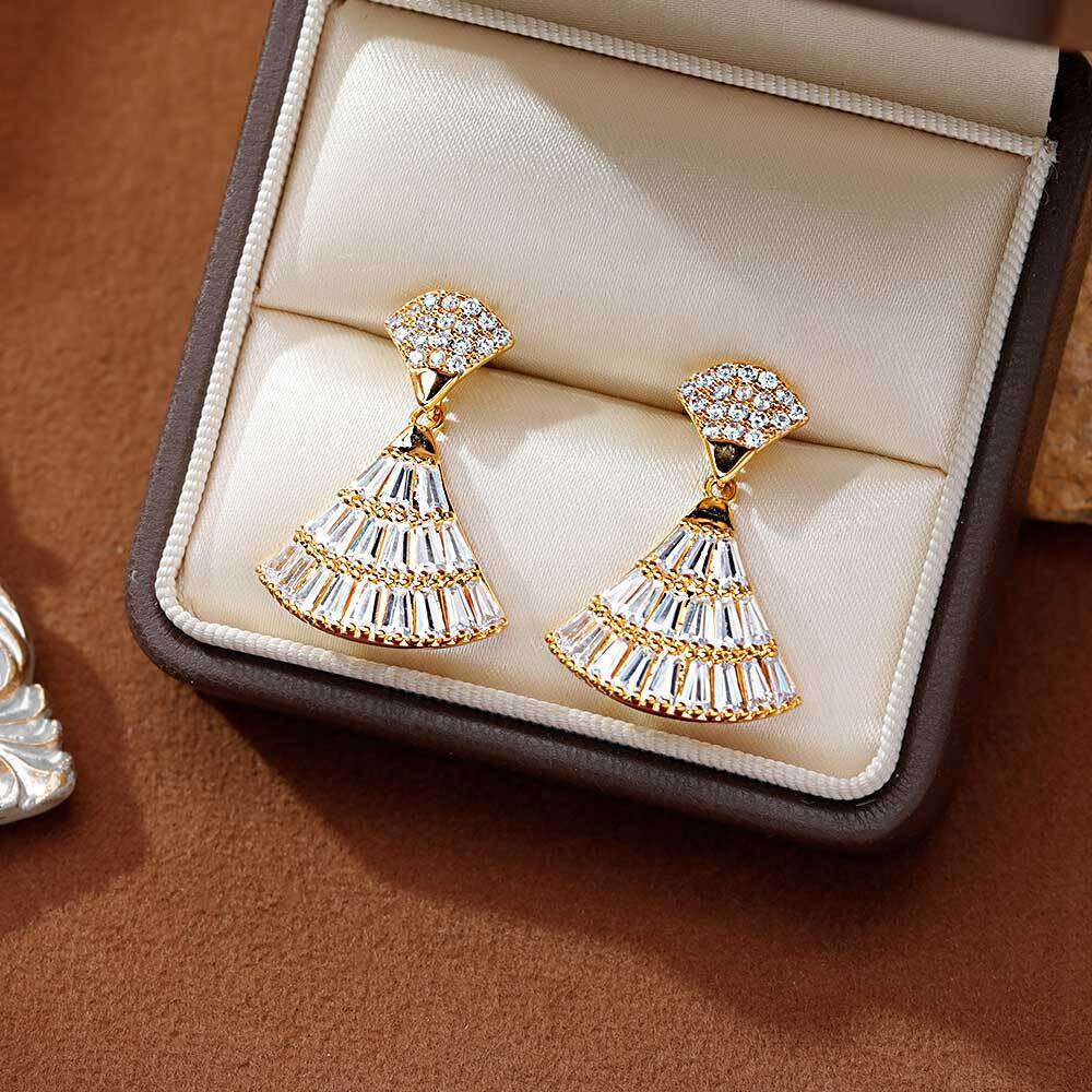 Zircon Fan-shaped Versatile Stylish Super Shiny Stud Light Luxury Silver Needle Earrings For Women