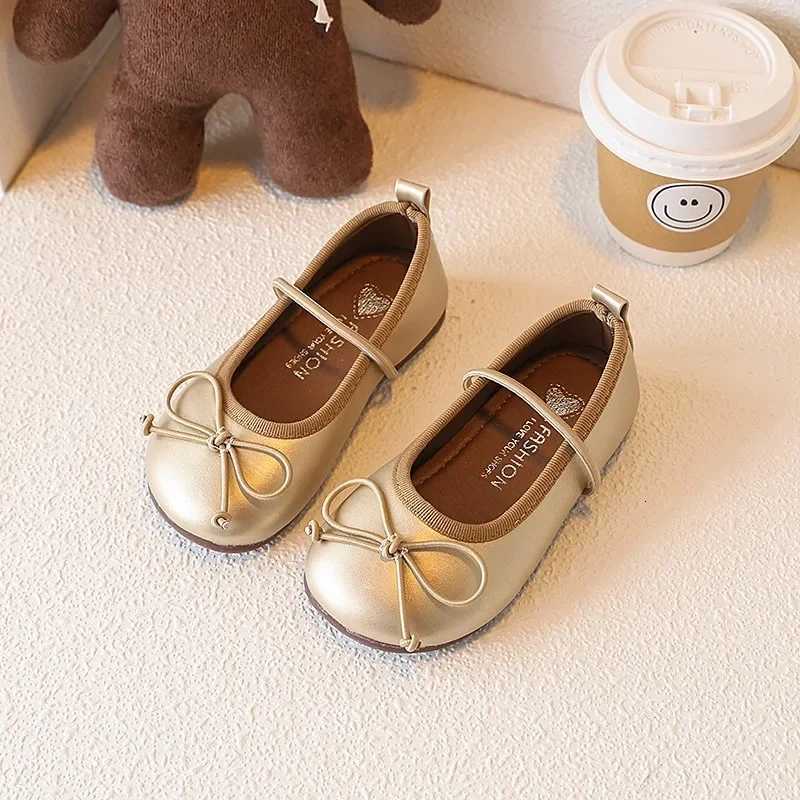 Girls Loafer Shoes Round-toe Versatile Kids Leather Shoe Spring Autumn Bowknot New Childrens Flats for Princess Ballet Fashion X260303