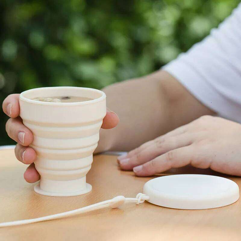 200ml Silicone Folding Water Cup Outdoor Heat Resistant Mug with Lid Reusable Portable Drinking Mugs for Travel Camping S260303 9ed