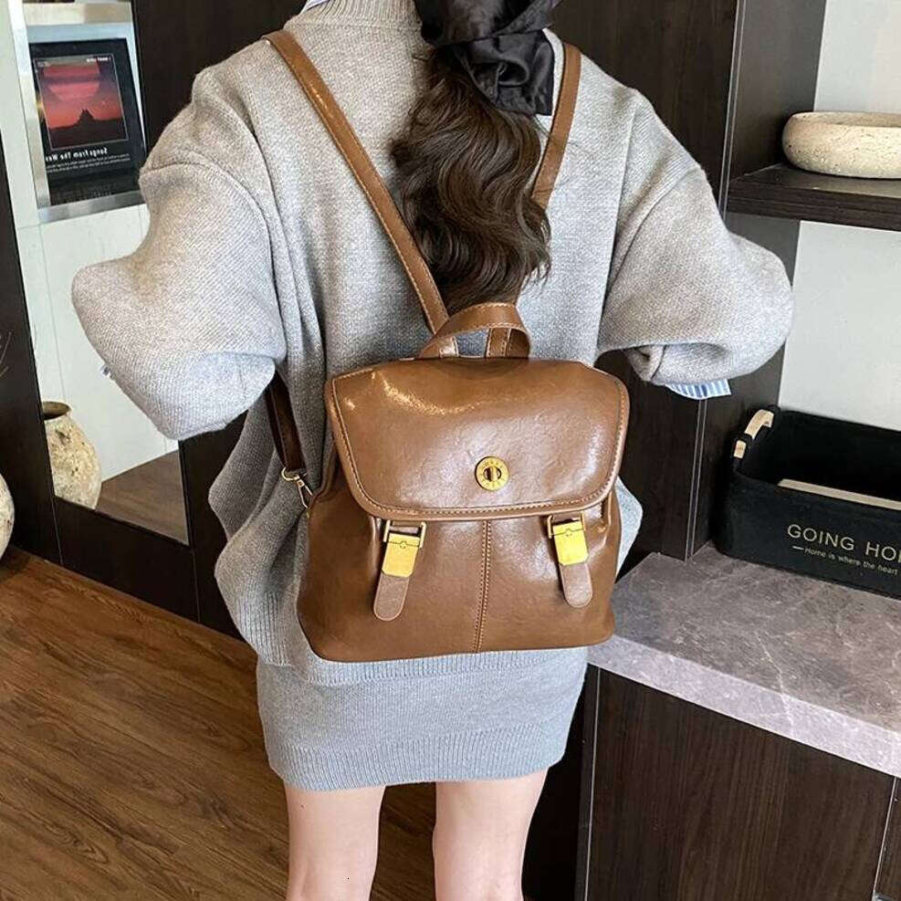 OLOEY Women Small Pu Leather Backpacks 2025 New Korean Fashion Vintage Luxury Backpack Student School Bag Back Packs