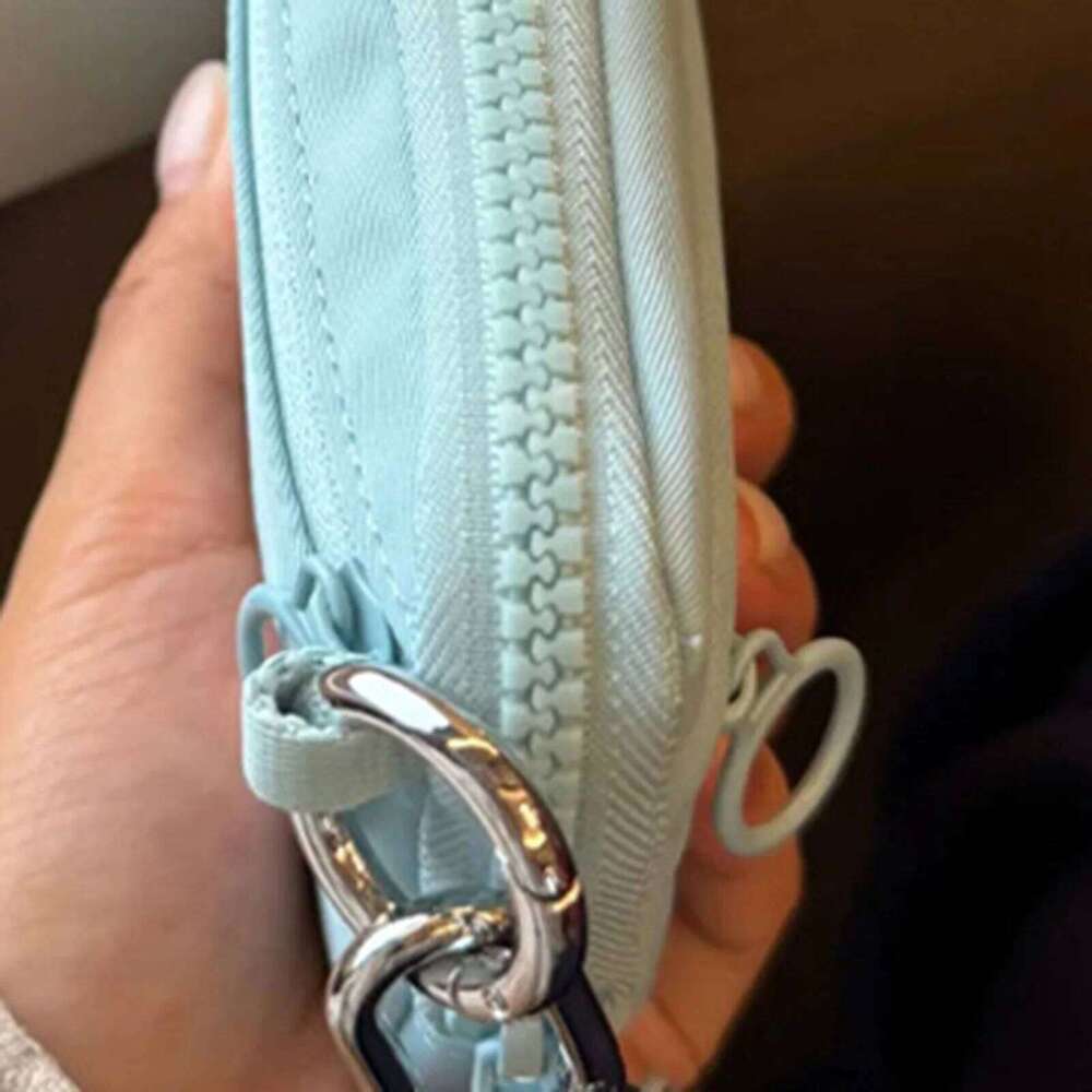 Wristlet Wallets Women Zipper Coin Purse Lightweight Keychain Wallet for Travel Credit Card Holder Phone C260304