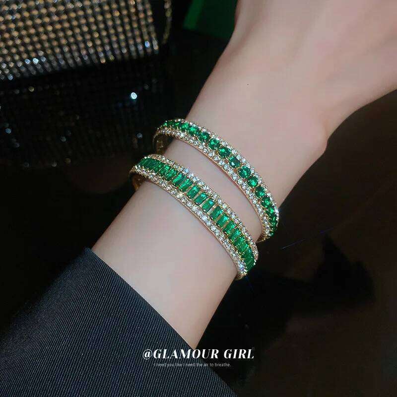 New Hot Selling Emerald Open & Bangle for women Simple Ladies Bracelet Delicate Jewellery Gift XJ260303