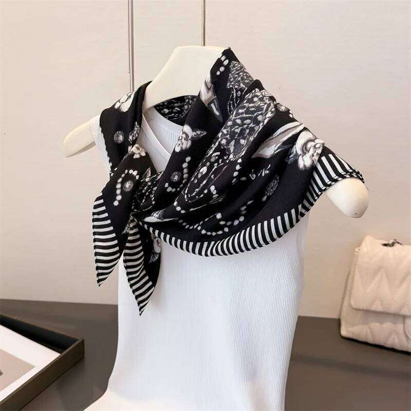 Luxury Square Scarves Women Soft Stain Neck Scarf Shawl Warp Elegant Neckerchief Bandanas Floral Hijab For Beach Travel XJ260304