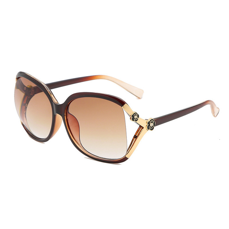 2026 Luxury Brand Celebrity Same Style New Fashion Designer Sunglasses Anti UV Sports Sunglasses Korean Edition Outdoor Gradient Leisure Glasses Whole