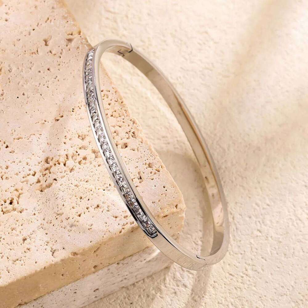 Yupsk 5Pcs/set Silver Color Stainless Steel Bracelet Shiny Zircon Inlaid Stackable Bangles Female Jewelry Gift XJ260303