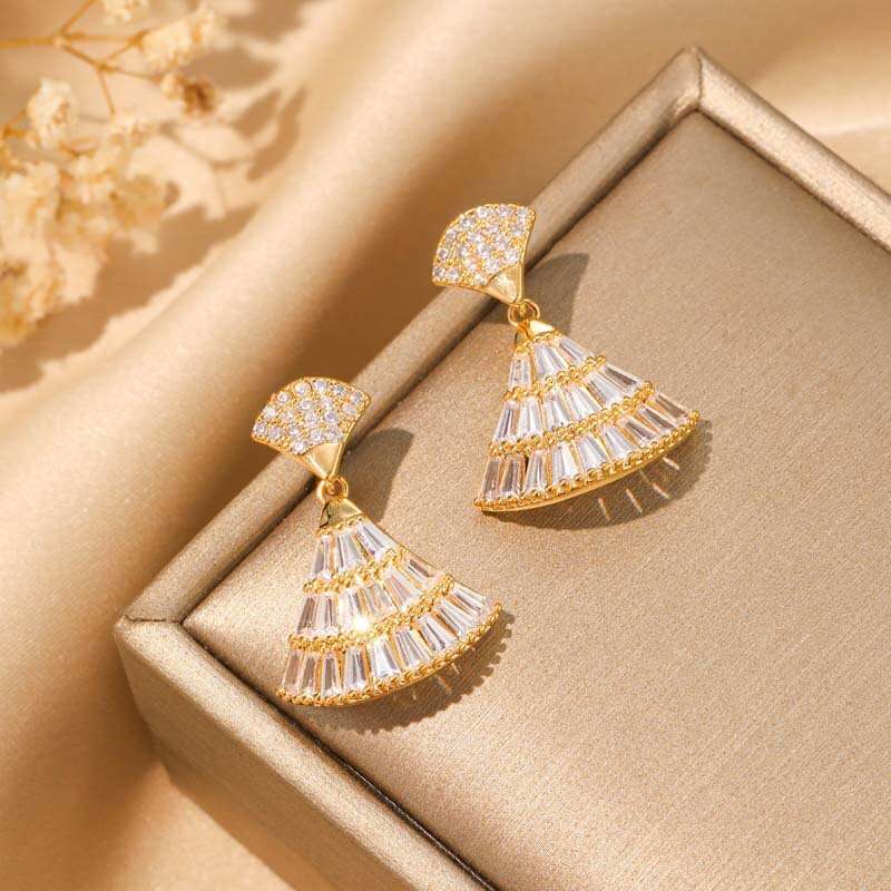 French-style Micro-inlaid Zircon Fan-shaped With S925 Silver Pins High-end Earrings