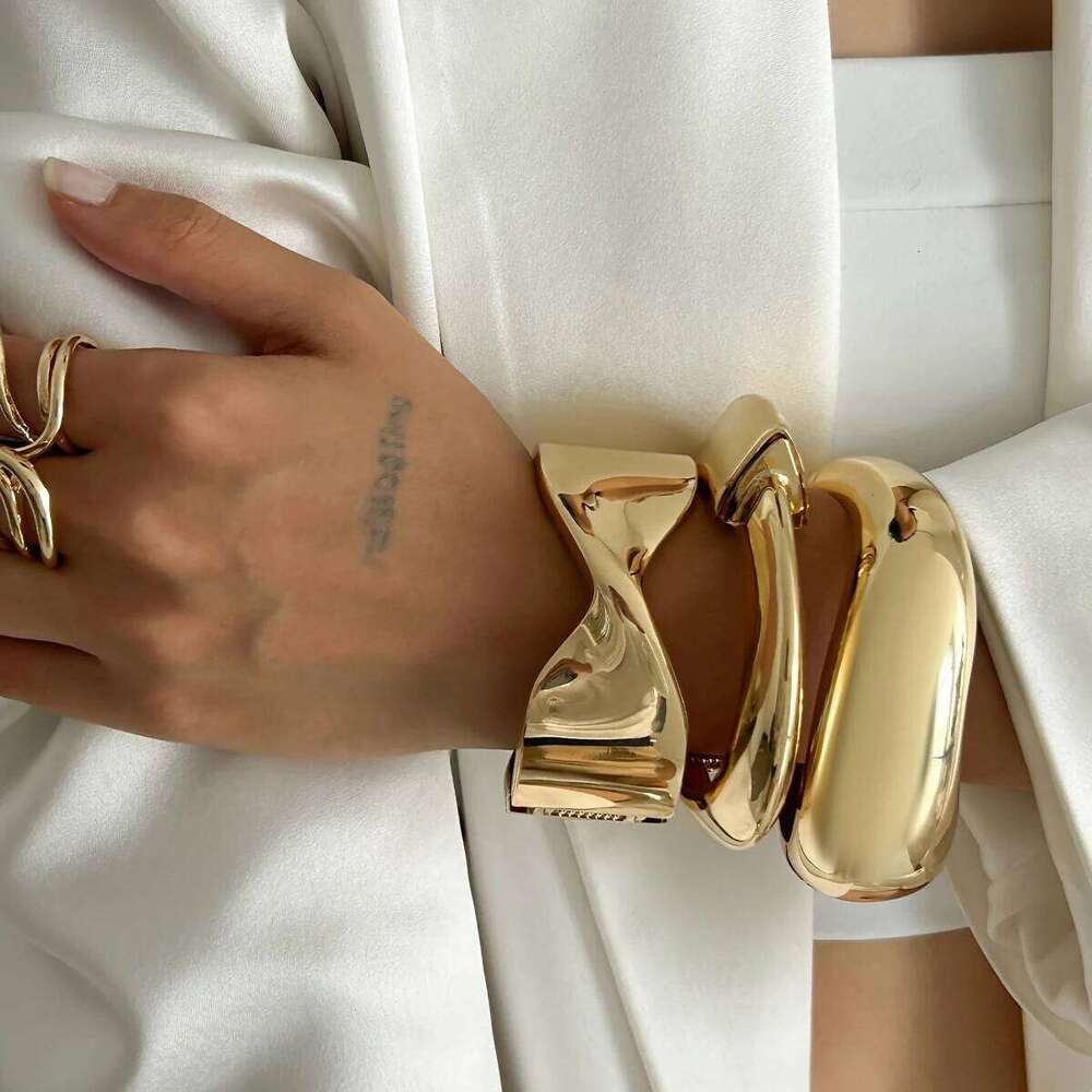 Ingemark 4 Styles Luxury Punk Heavy Metal Chunky Spring Bangle for Women Hip Hop Open Wide Cuff Bracelet Steampunk Jewelry Men XJ260303