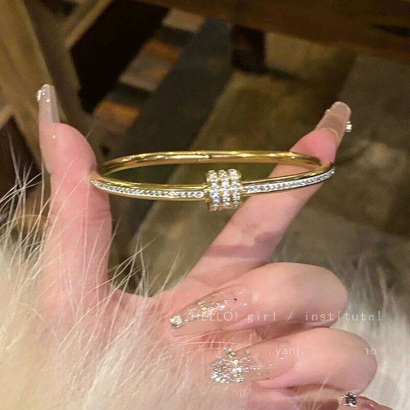 316L Titanium Gold And Silver Bracelet Fashionable Classic Stainless Steel Bangle Inlaid With Zircon,For Womens Daily Wear XJ260303