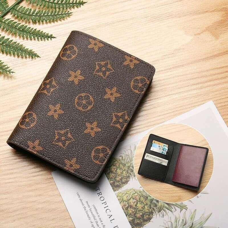 luxury designer brand women wallets leather passport cover brand credt card holder men business passport holder wallet carteira masculina Passport book