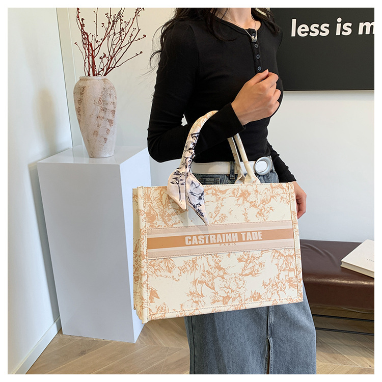 Hot Free shipping designer bags for womens Shoulder bags beige blue khaki pink black Simple and fashionable versatile single shoulder womens bag