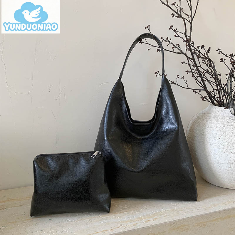 YUNDUONIAO new women's large capacity commuting bag, simple and fashionable retro handbag, casual and lazy personality crossbody bag