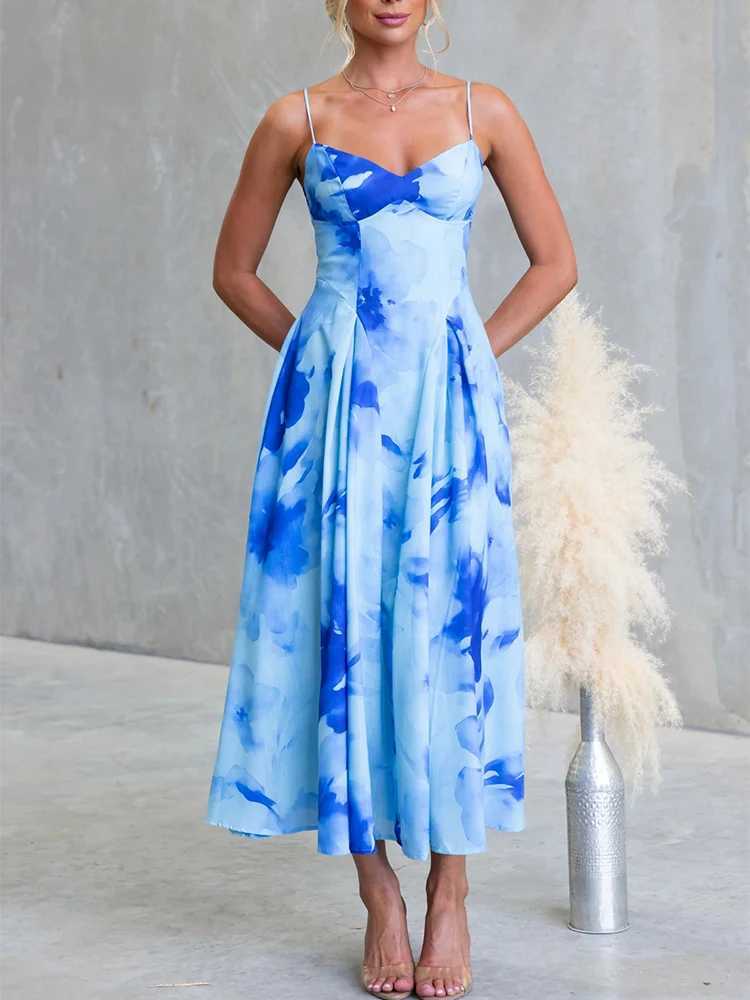 Small fresh sweet and stylish mid lengTH camisole dress wiTH digital and large display for spring new style dress M260304