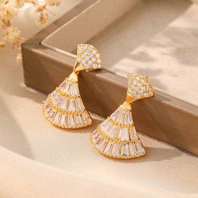 French-style Micro-inlaid Zircon Fan-shaped With S925 Silver Pins High-end Earrings