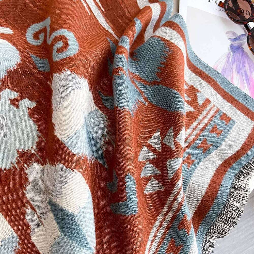 2025 New Women Brand National Style Scarf Luxury Autumn Winter Warm Shawls Print Scarve Pashmina Mujer Femme Foulard Bufanda XJ260304