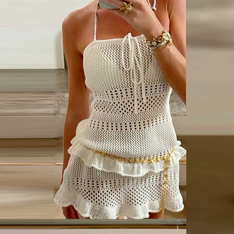 Fashion Tie Up Casual Cover-up Dress Lady Sexy Knitted Hollow Out Sleeveless Dress Summer Pure Color Halter Beach Vacation Dress a10 M260304