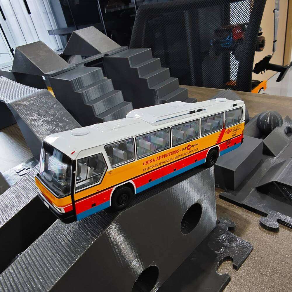 XCRATOYS BFC6120 Simulation Bus 1/64 RC Electric Remote Control Model Alloy Car Body Adult Children's Toys Z260303