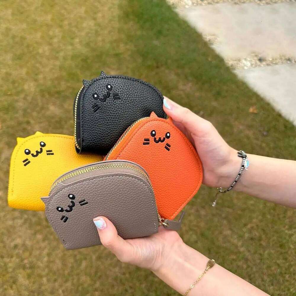 2025 New Women's Card Holder Wallet - Compact Cute Cartoon Cat Design Zipper Closure Multi-Card Organizer C260304