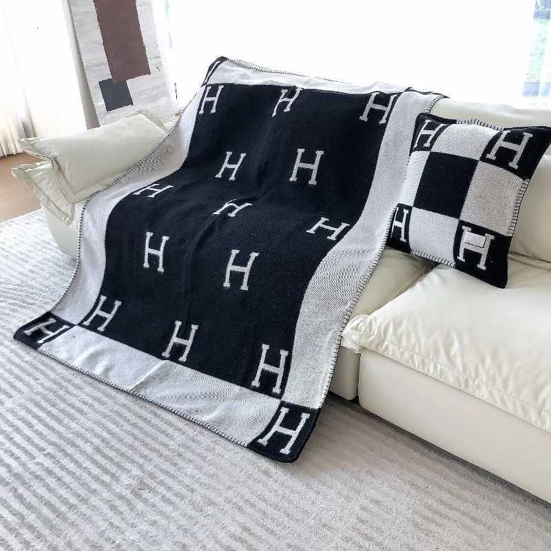 H Letter Cashmere Blend Blanket, Soft Warm for Car, Home Nap, and Air TravelT260304