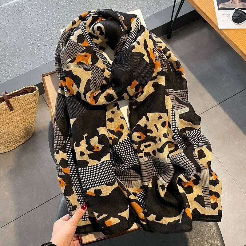 38 Colors Cotton Linen Scarf Women Designer Luxury Spring Winter Warm Scarfs Pashmina Hijabs Scarves Shawl Wrap Foulard Headband XJ260304