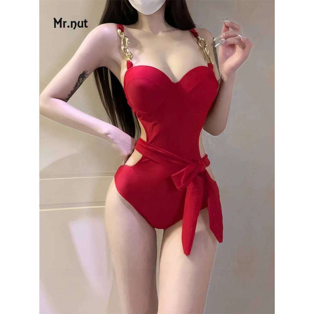 Mr. Nut 2025 Pure Desire Style One Piece for Women Red Small Chest Gathered To Show Off Thinness Spicy Girl Swimsuit Y260303