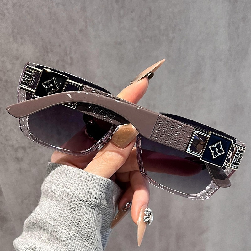 New Fashion Large Frame Outdoor Sports Sunglasses Fashion Simple Sunshade Sunglasses High End Personalized Trendy Brand Designer Sunglasses Wholesale