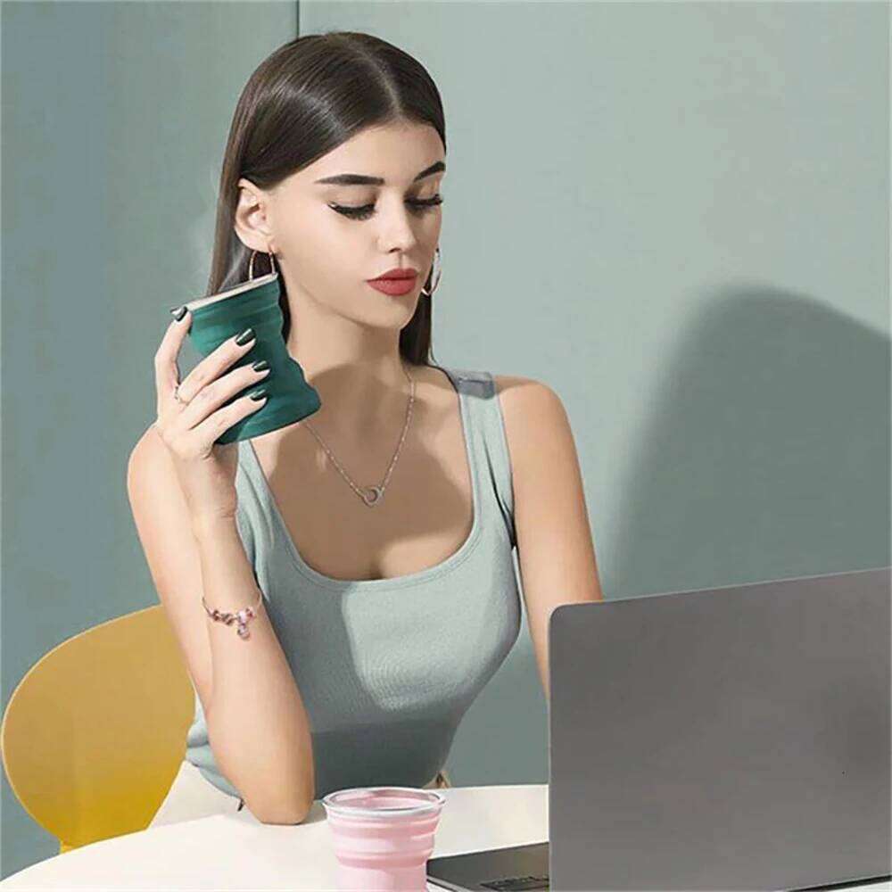 Portable Silicone Foldable Cup With Lanyard Heat Resistant Collapsible Cups Lid Folding Storage Travel Mug For Hot Water S260303
