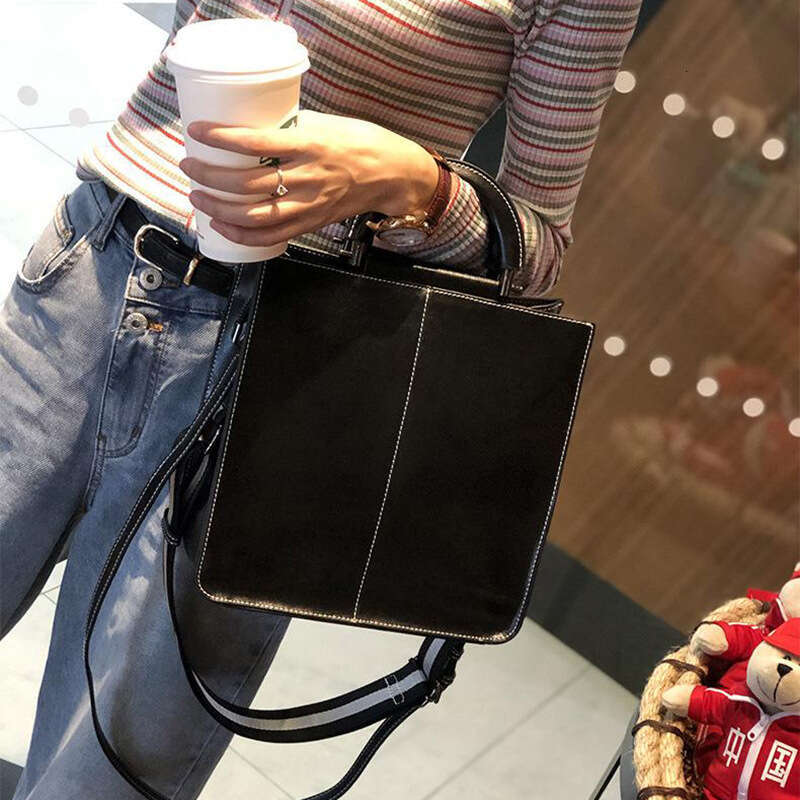 Luxury Shoulder Bags Totes Hobo Genuine Leather Women S New Commuter Handbag Retro Large Capacity Tote Ladies Bag SENYY