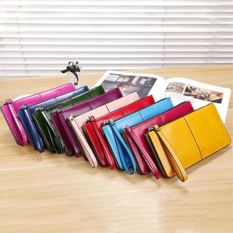 Vintage Oil Wax Leather Zipper Clutch Female Large Capacity Coin Purse Ladies Wristband Simple Card Holder Women's Wallet C260304