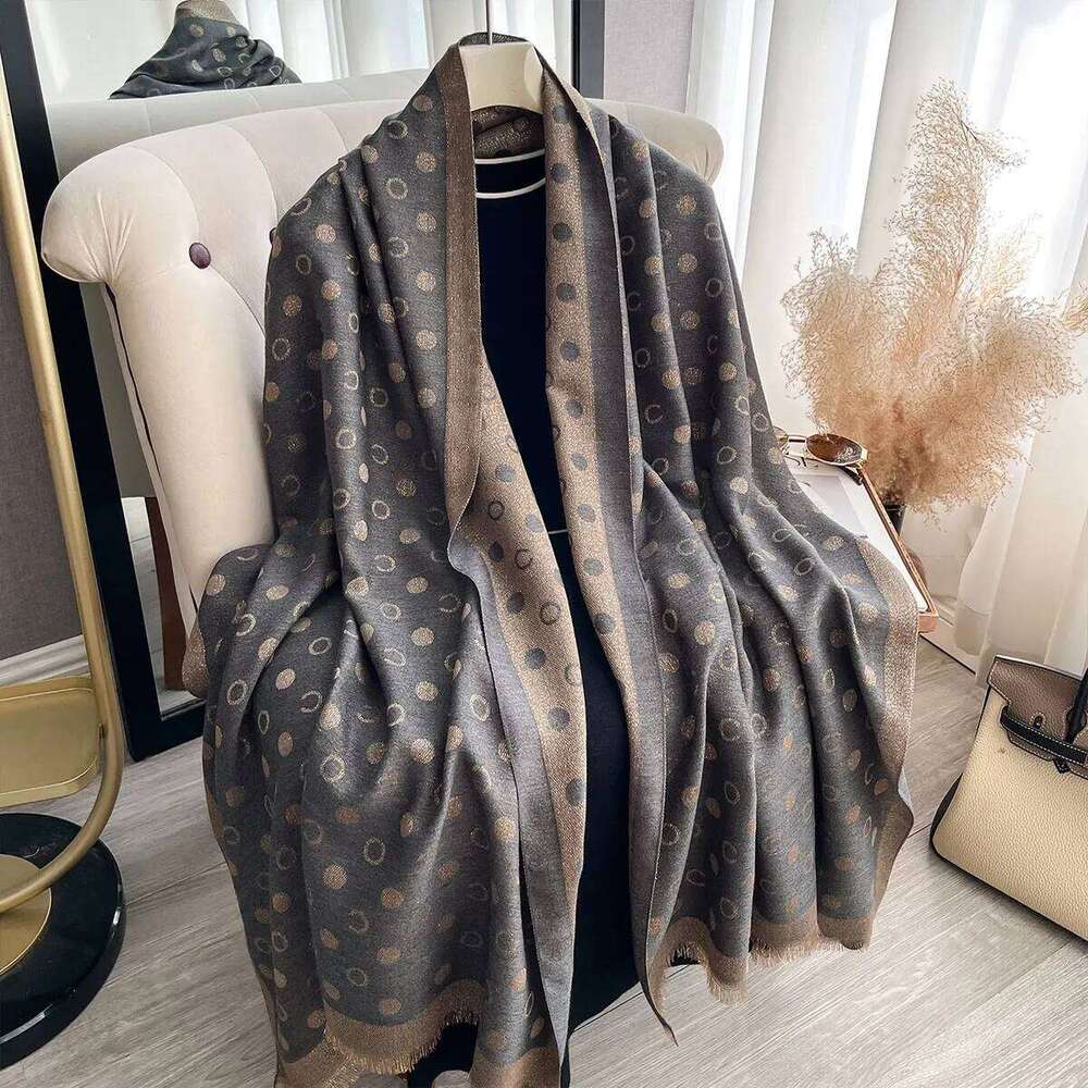New Spring and Autumn Women Elegance Print Shawl Brand Designer Lady Golden Thread long Scarf Muslim Wrap Headscarf Pashmina XJ260304