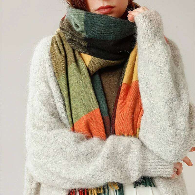 2024 Designer knitted spring winter women scarf warm cashmere scarves luxury brand neck bandana Striped plaid shawl XJ260304
