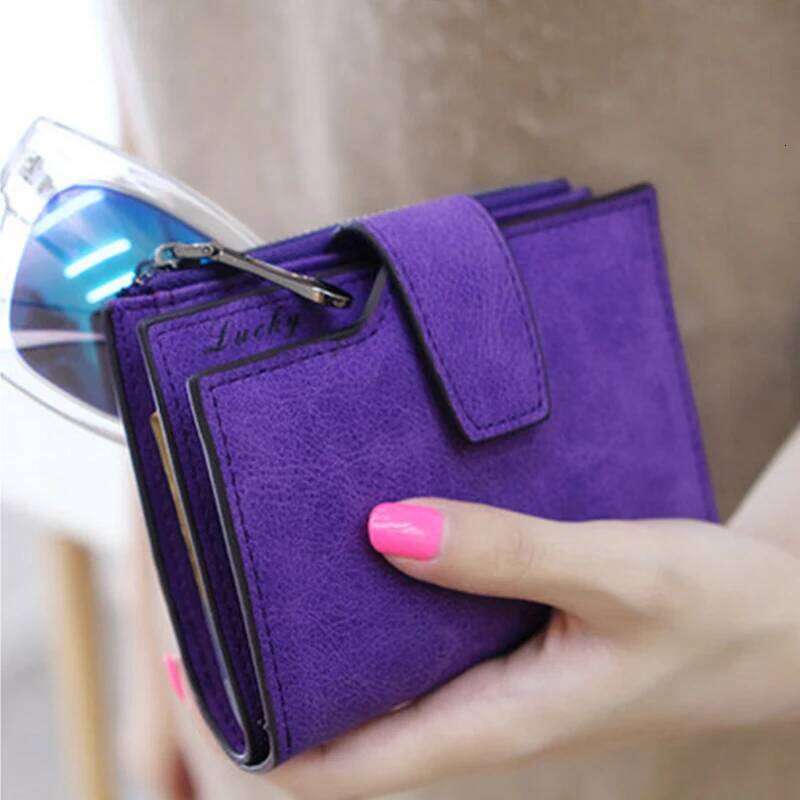 New Women's Short Wallet Made of PU Leather Female Card Holder Foldable Portable Lady Coin Purses C260304