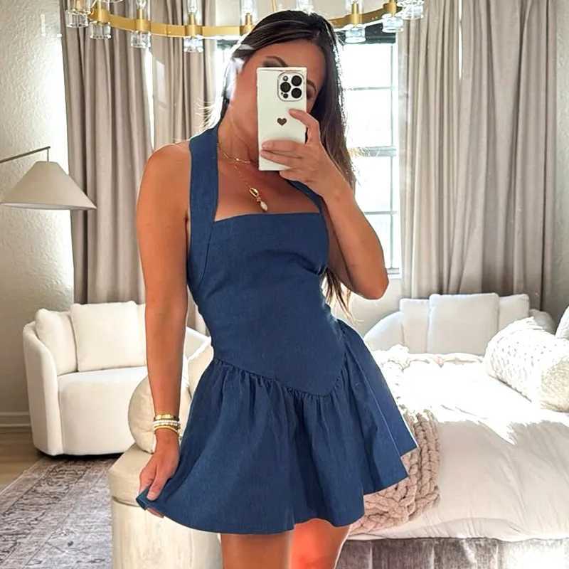 Early Spring New European And American Womens Clothing Sexy Slim Fit Shoulder Hanging Neck Exposed Back A Swing Short Dress M260304