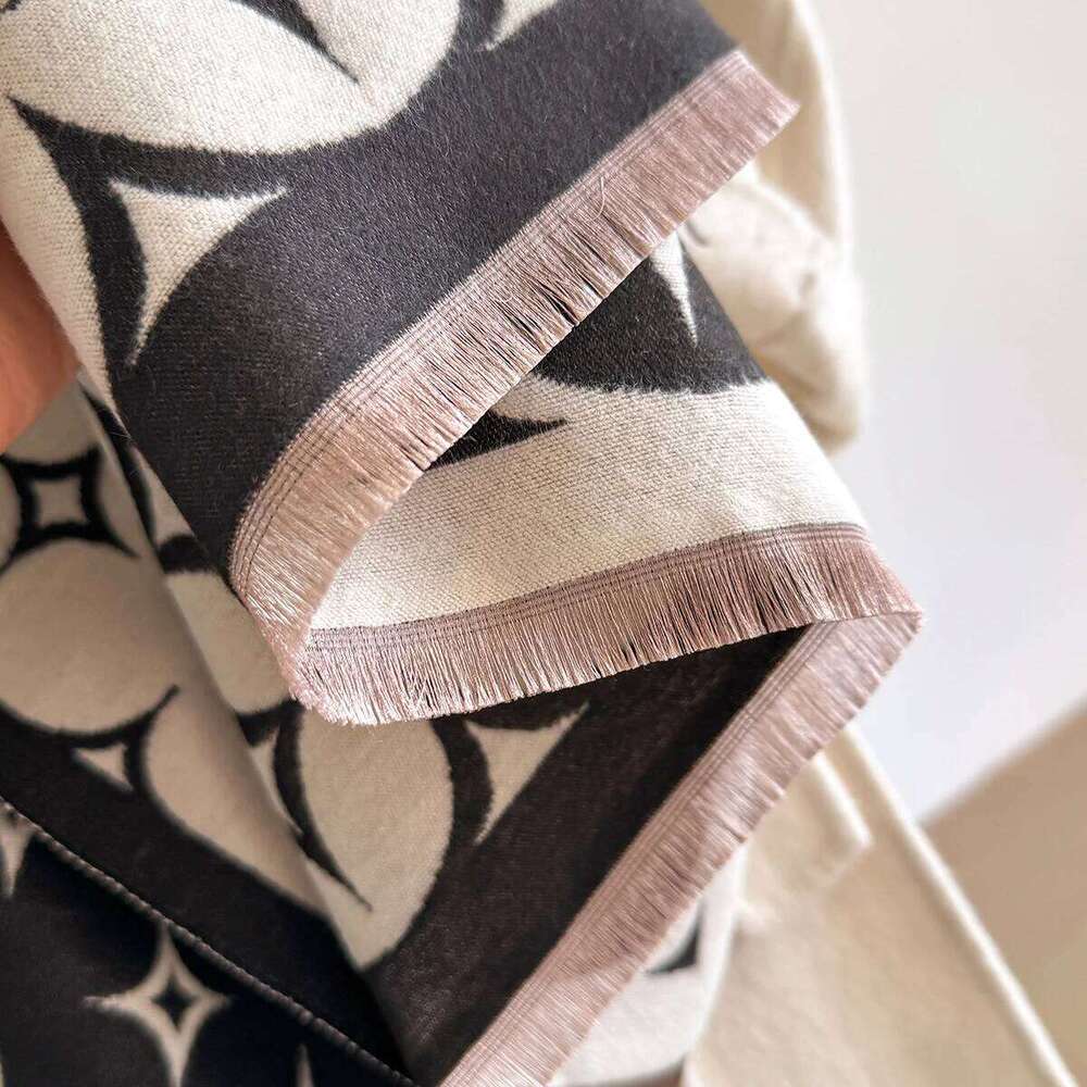 Luxury Winter Scarf Women Cashmere Warm Pashmina Brand Foulard Female Shawls Wraps Thick Soft Bufanda Poncho Scarves Stole XJ260304