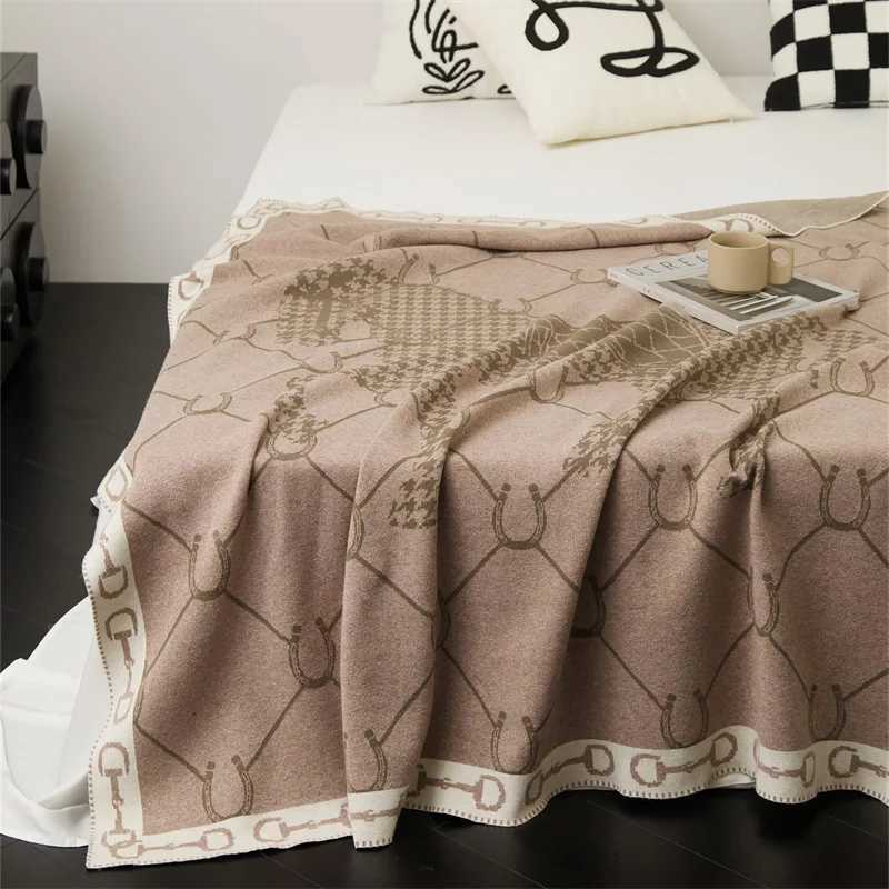 Horse Knitted Throw Blanket, Luxury Warm Decor for Sofa Living RoomT260304