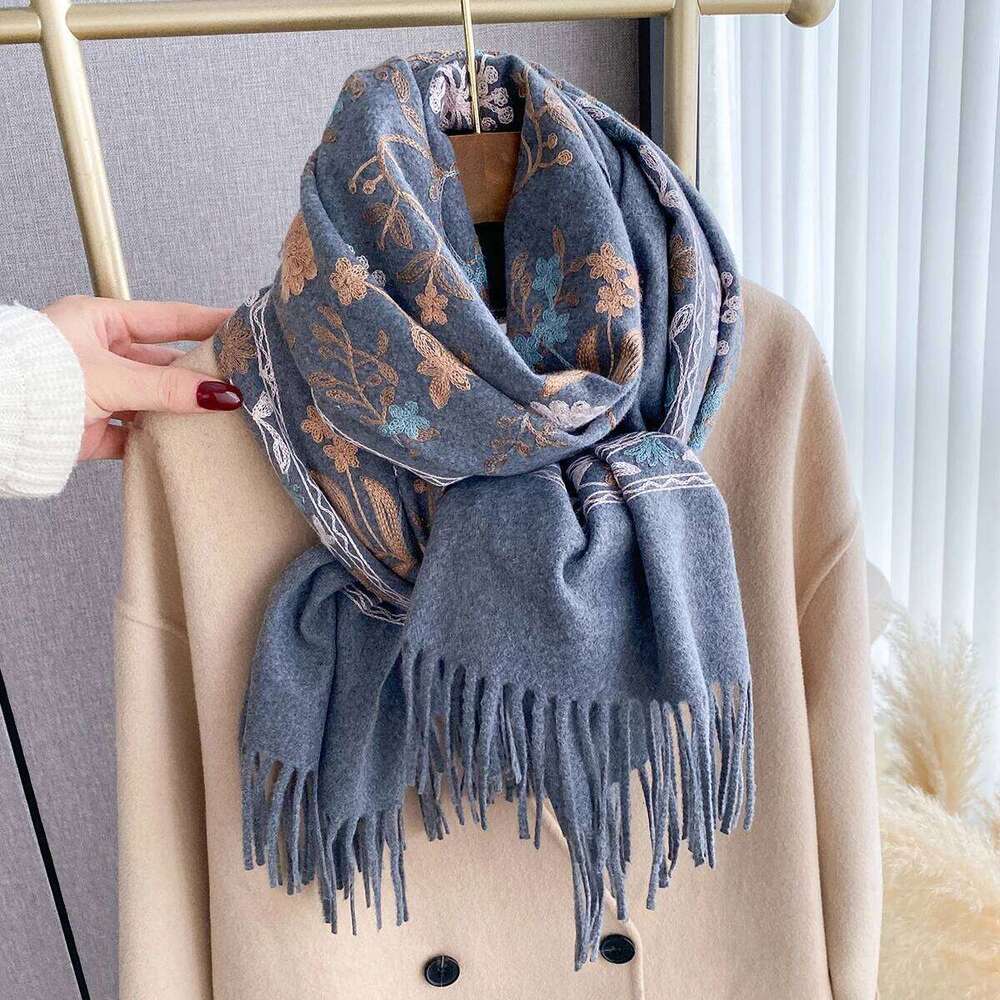 2025 Women Winter Fashion Warm Cashmere Scarf Embroidery Pashmina Blanket Thick Shawl Wrap Neckerchief Bufanda Echarpe Poncho XJ260304