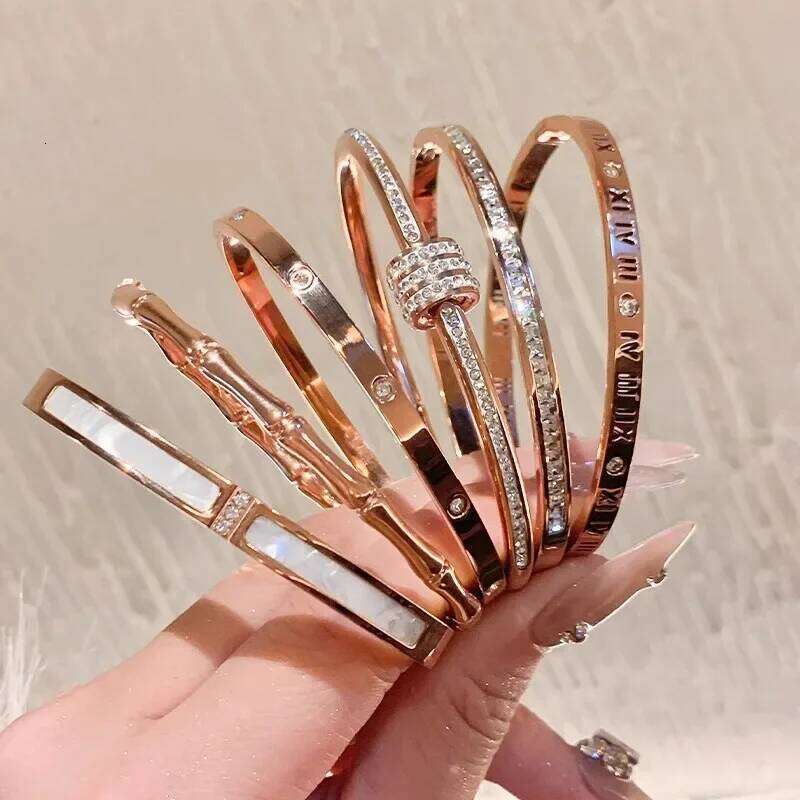 Fashion Stainless Steel Rose Gold Bangle 1PCS Hot Sale Lovely Not Fade Women Bracelet Boutique Girl Gift XJ260303