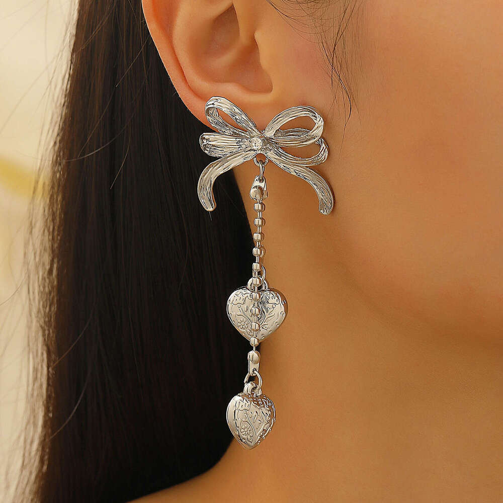 French-style Bow-shaped Stud Earrings With Dangling Fringes And Heart-shaped Pendant For Women