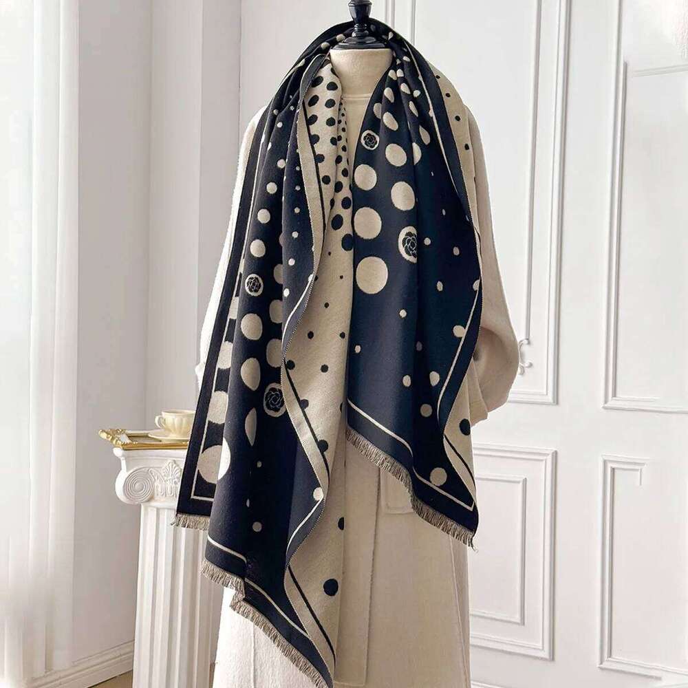 2025 Winter New Elegance Women Polka Dot Pattern Scarf Thick Pashmina Two-Sided Shawls Warm Foulard Female Blanket Wraps XJ260304