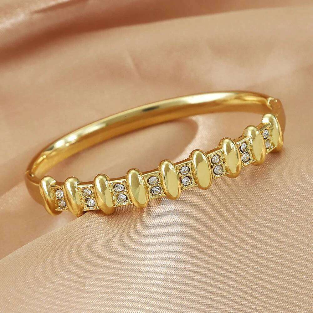 ZHIRUI Stainless Steel Women's Cuff Bracelet, Retro Geometric Inlaid Shiny Zircon Bangle, Exquisite Jewelry Gift XJ260303