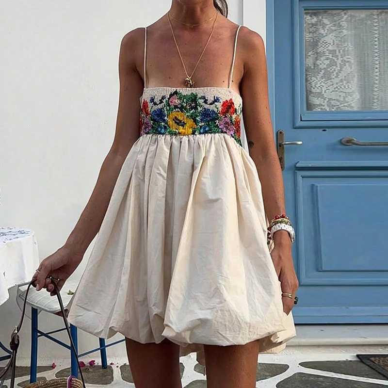 Summer New Off Shoulder High Waist Party Dress Elegant New Sleeveless Slim Swing Dress Fashion Halter Printed Ruffles Mini Dress M260304