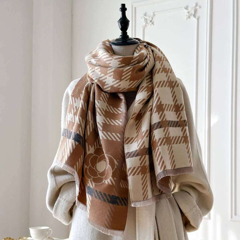 New Luxury Brand Cashmere Camellia Scarf Winter Women Pashmina Shawls Warm Blanket Wraps Female Foulard Bandana Thick Scarves XJ260304