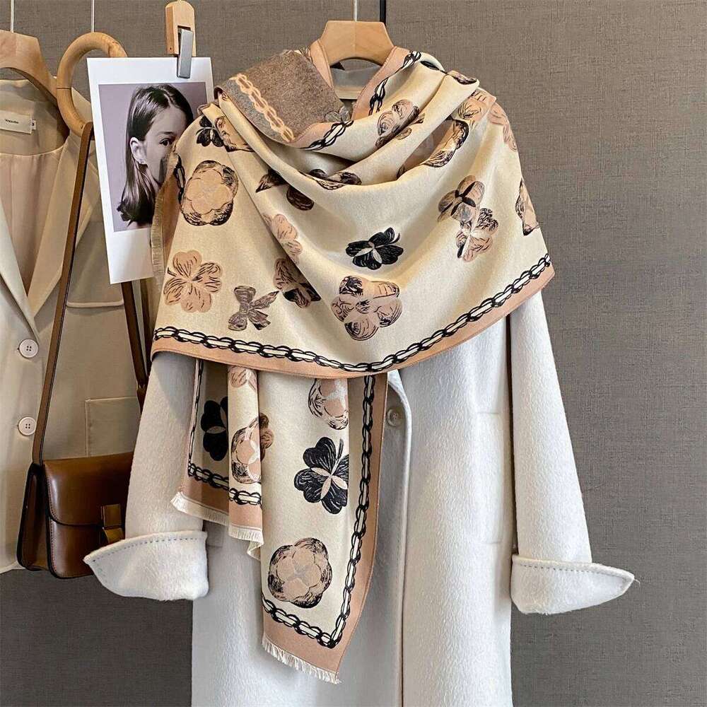 63*185cm Warm Scarf For Women Luxury Tassel Shawl Imitation Cashmere Pashmina Warps Autumn/Winter Coldproof Windproof Blanket XJ260304