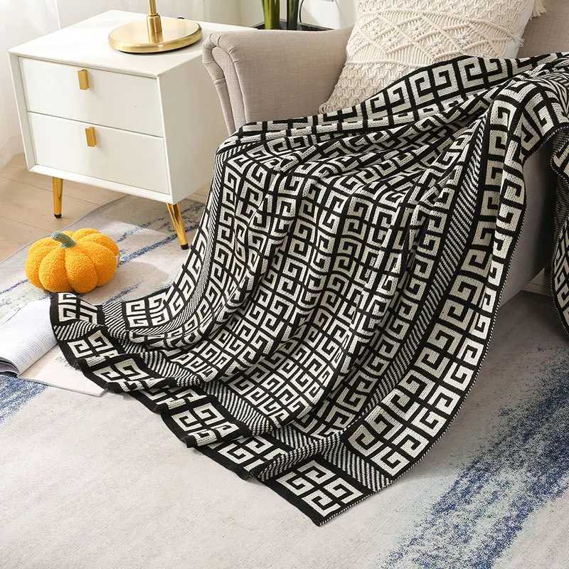 Luxury Nordic Knitted Blanket Minimalist Sofa & Bed Throw for Air ConditioningT260304