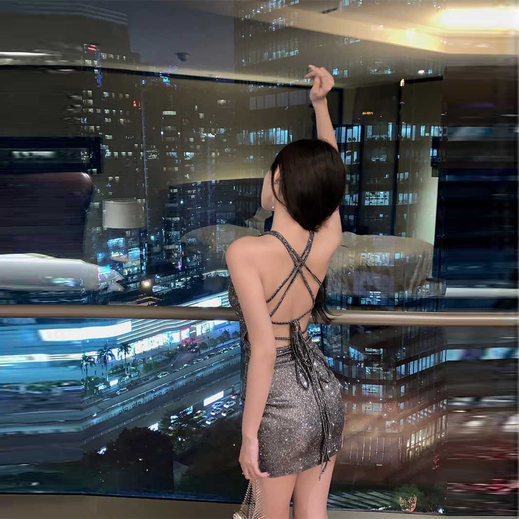 Summer Fashion Korean Version Sexy Pure Desire Wind Slim Solid Color Straps Hanging Neck Backless Sleeveless Dress M260304