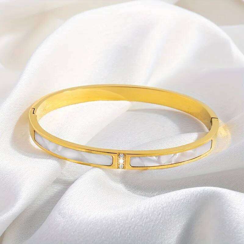 Women High End Fashion Couple Titanium Jewelry Golden Shell Studded Diamond Stainless Steel Bracelet XJ260303