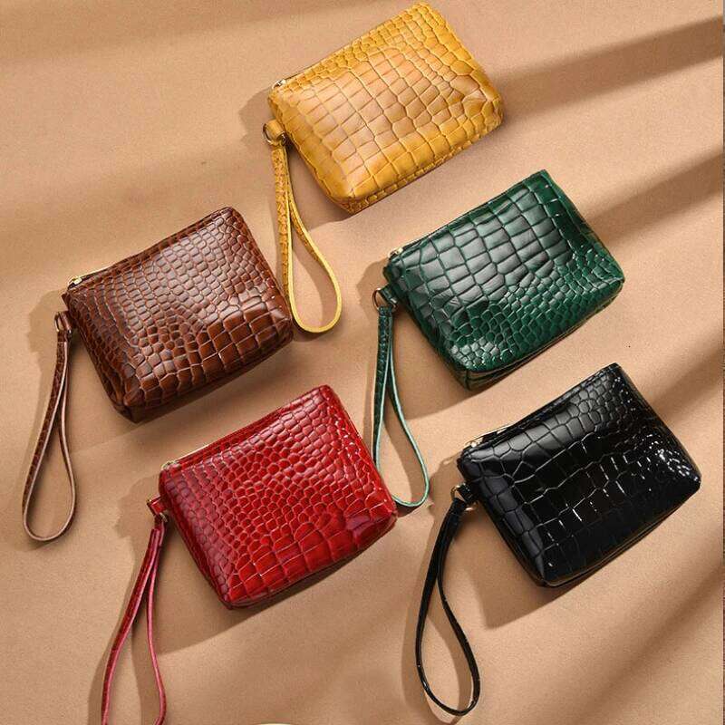 1PCS Mini Women's Purse Money Bags Leather Coin Key Card Wallet Zipper Change Case Purses Holder Small Pouch C260304